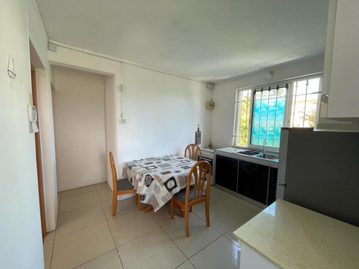 Pereyber 2 Room Appartment Pereybere Beach Екстер'єр фото
