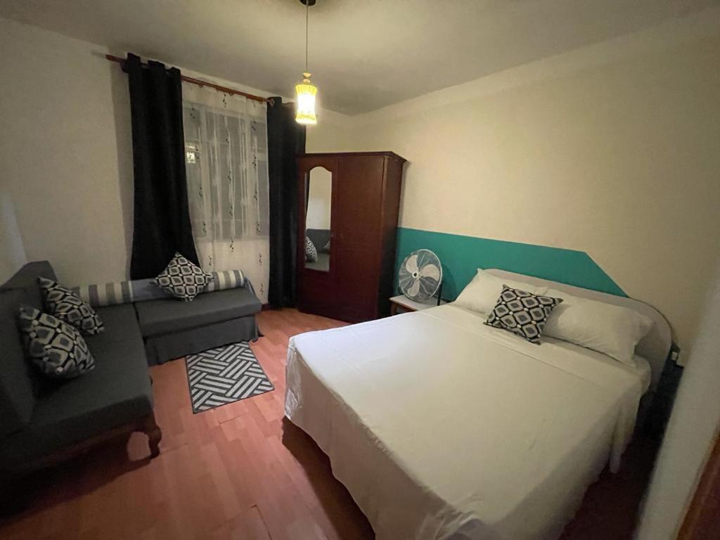 Pereyber 2 Room Appartment Pereybere Beach Екстер'єр фото