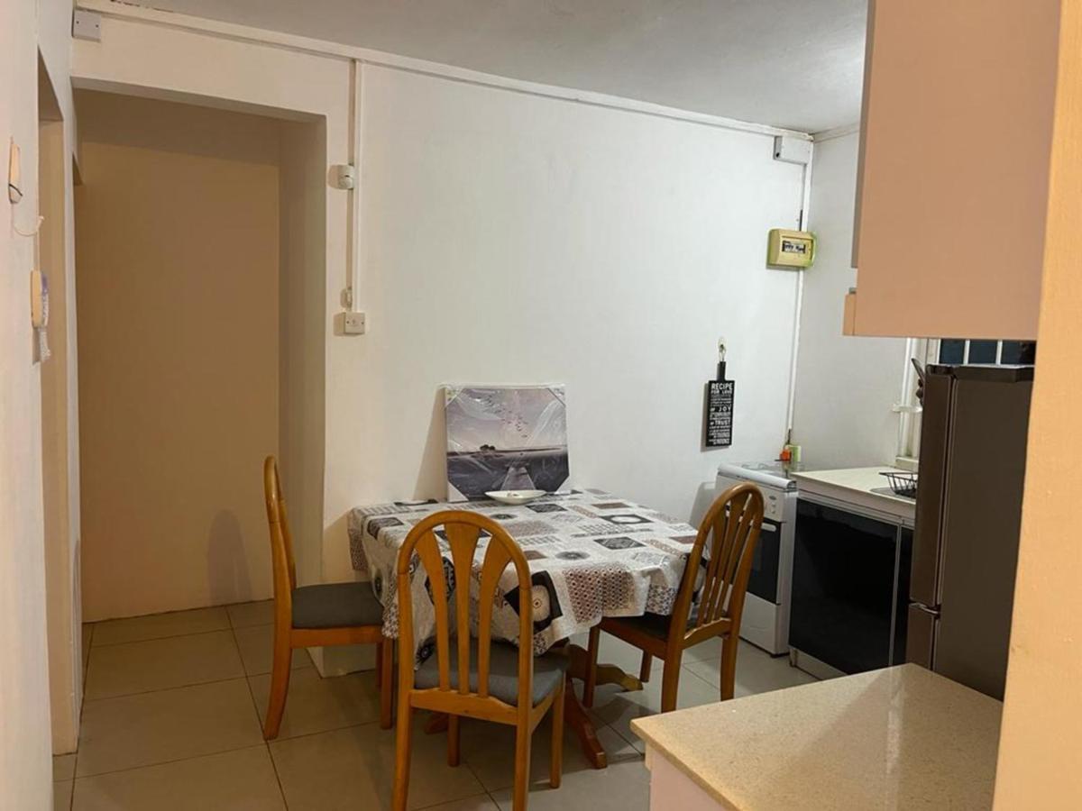 Pereyber 2 Room Appartment Pereybere Beach Екстер'єр фото